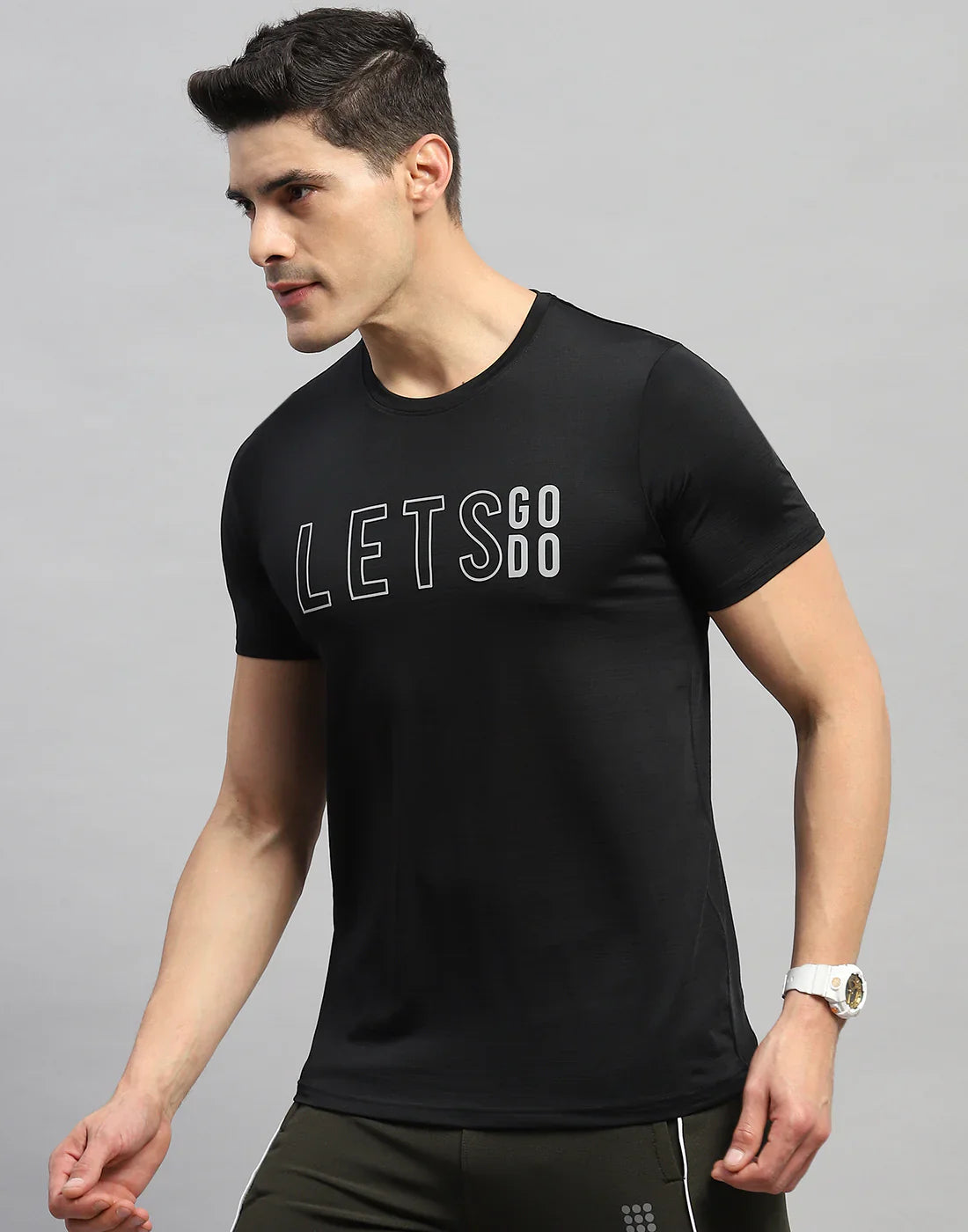 T SHIRT